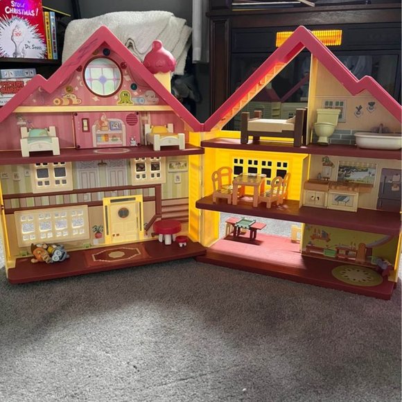 Bluey Ultimate Lights & Sounds Playhouse & Treehouse Set - Picture 1 of 5